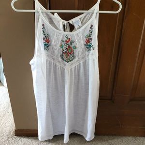 Embroidered tank top
